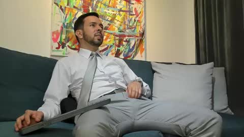 tommy_raym0ndg online show from February 2025 07:59:01 PM