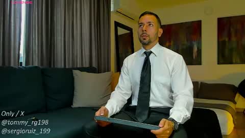 tommy_raym0ndg online show from June 2026 01:37:01 PM