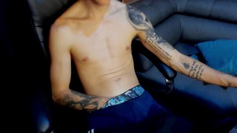 Snapshot of tommy_slater chatting on February 2025 01:11:01 AM Tommy Slater online show from February 2025 01:11:01 AM