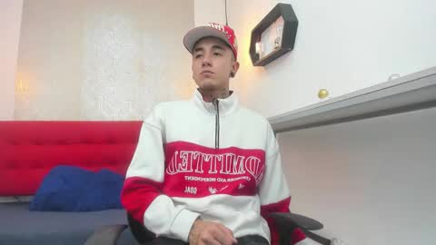 Snapshot of tommy_will chatting on December 2025 03:48:01 AM tommy_will online show from December 2025 03:48:01 AM