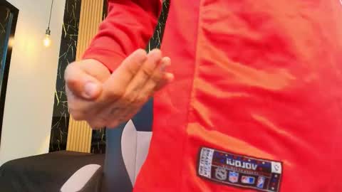 Snapshot of tommy_will chatting on January 2026 03:44:01 AM tommy_will online show from January 2026 03:44:01 AM