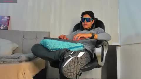 tommyhot7 online show from June 2026 06:55:02 PM