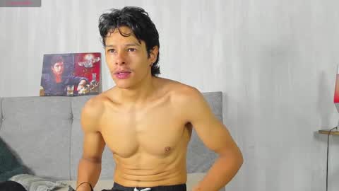tommyhot7 online show from June 2026 08:21:01 PM