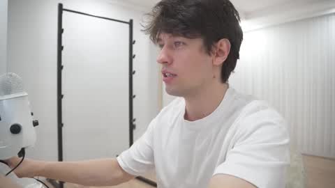 Tommy Joyer online show from November 2025 07:49:01 AM