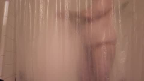 Snapshot of tommypressure chatting on February 2026 08:40:02 PM tommypressure online show from February 2026 08:40:02 PM