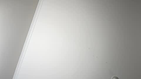 Tommy online show from November 2025 02:45:01 AM