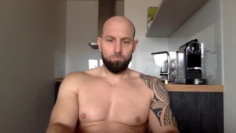 Snapshot of tommyx01 chatting on December 2024 11:11:02 AM Thomas Fit online show from December 2024 11:11:02 AM