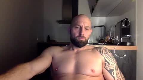 Snapshot of tommyx01 chatting on January 2025 10:23:01 PM Thomas Fit online show from January 2025 10:23:01 PM