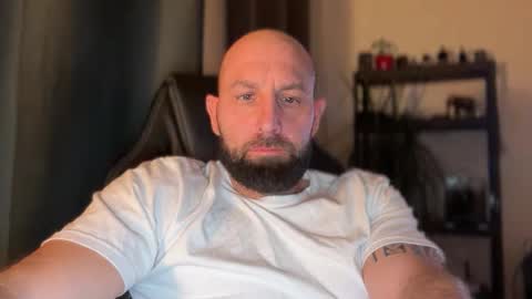 Snapshot of tommyx01 chatting on March 2026 06:21:01 PM Thomas Fit online show from March 2026 06:21:01 PM