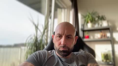 Snapshot of tommyx01 chatting on March 2026 03:16:01 PM Thomas Fit online show from March 2026 03:16:01 PM