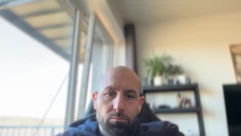 Snapshot of tommyx01 chatting on March 2026 10:22:01 AM Thomas Fit online show from March 2026 10:22:01 AM