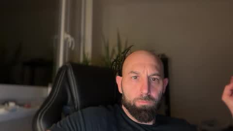 Snapshot of tommyx01 chatting on May 2026 10:07:01 PM Thomas Fit online show from May 2026 10:07:01 PM