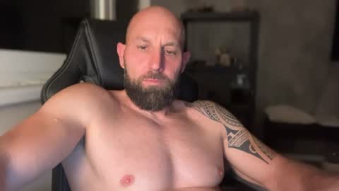 Thomas Fit online show from July 2026 10:12:02 PM