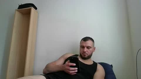 tommyy19901 online show from May 2026 09:50:02 AM
