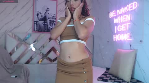 leyla  online show from January 2025 03:33:01 AM