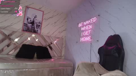 leyla  online show from January 2025 03:44:02 AM