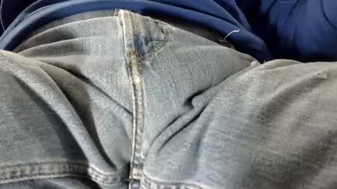 Snapshot of tomscibbly chatting on November 2025 11:40:02 PM tomscibbly online show from November 2025 11:40:02 PM