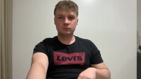 Snapshot of tomsky2703 chatting on April 2026 08:04:01 PM tomsky2703 online show from April 2026 08:04:01 PM