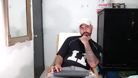 Tomas jhonson online show from January 2025 10:39:01 PM