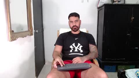 Tomas jhonson online show from January 2025 05:26:02 PM