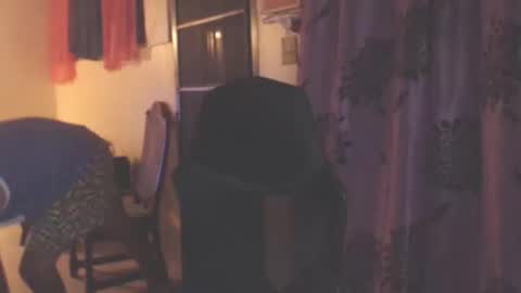 Antonio online show from October 2025 02:33:01 AM