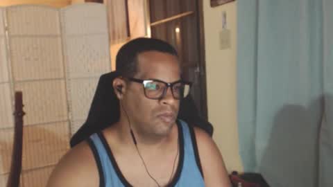 Snapshot of toni2814 chatting on April 2026 02:27:02 AM Antonio online show from April 2026 02:27:02 AM