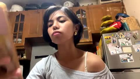 Snapshot of toniebirley chatting on May 2026 03:01:02 AM Mila online show from May 2026 03:01:02 AM