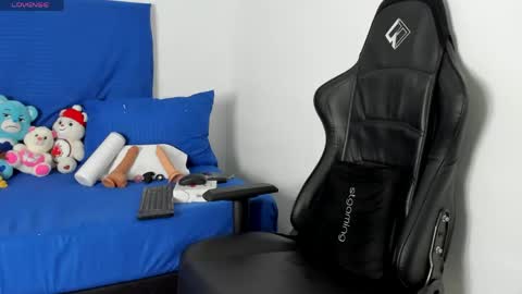 Tonny online show from April 2026 01:41:02 AM