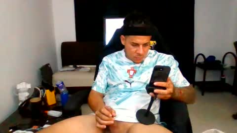 Snapshot of tony19c chatting on July 2026 05:06:01 AM toni online show from July 2026 05:06:01 AM