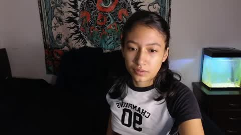 Snapshot of tony_and_sophia chatting on April 2026 12:16:02 AM Sophia Tony online show from April 2026 12:16:02 AM