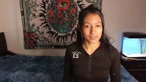 Sophia  Tony online show from May 2026 11:06:01 AM