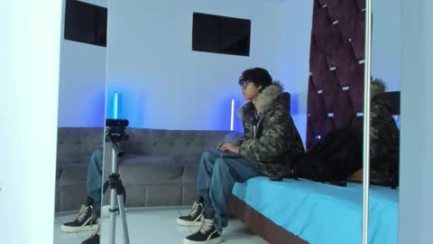 Tony Benedetti online show from March 2026 02:04:02 AM