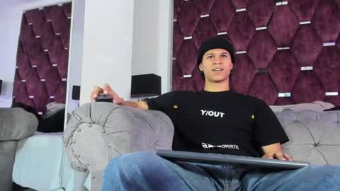 Tony Benedetti online show from July 2026 09:53:02 PM