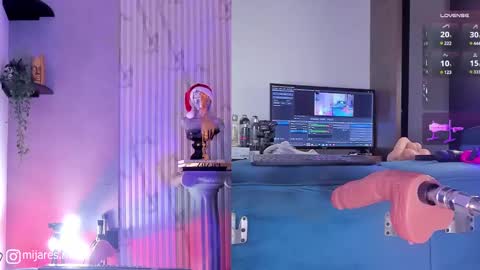 Snapshot of tonysears__ chatting on December 2024 10:23:02 PM Call me Tony Instagram - X - Tonymjr online show from December 2024 10:23:02 PM