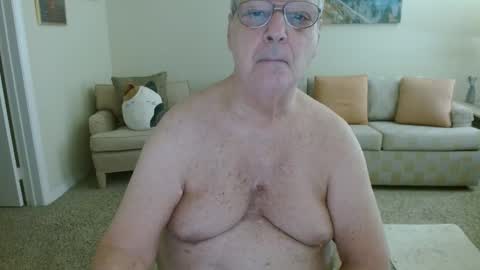 tonysview12000 online show from October 2025 06:15:02 PM