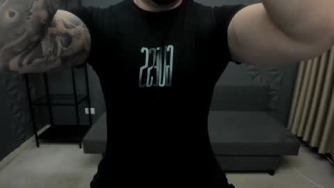 TonyWilcox online show from October 2025 04:48:01 AM