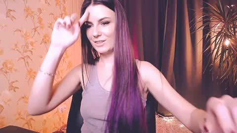 Elizabeth online show from December 2024 06:28:02 PM