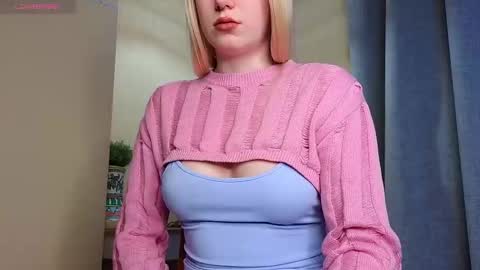 Hey hey Im Megan Pvt open. Im very glad to see you here online show from March 2025 03:06:01 AM