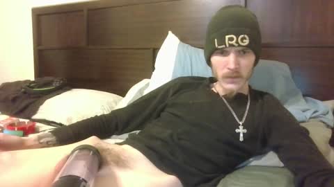 Snapshot of tootall803 chatting on January 2025 04:49:01 AM TooTall803 online show from January 2025 04:49:01 AM