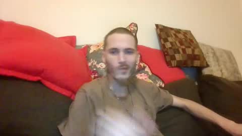 Snapshot of tootall803 chatting on September 2025 04:03:02 AM TooTall803 online show from September 2025 04:03:02 AM