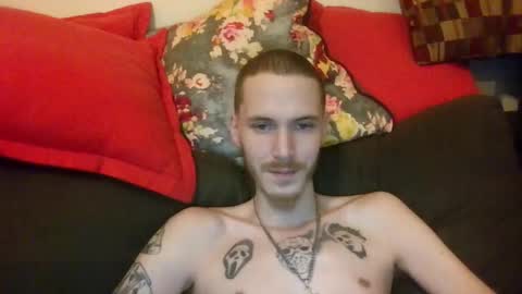 Snapshot of tootall803 chatting on September 2025 12:02:02 AM TooTall803 online show from September 2025 12:02:02 AM