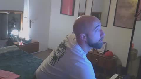 tootsybird69 online show from May 2026 12:49:01 AM