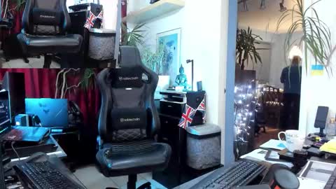 topalphaboss online show from October 2025 07:13:02 PM