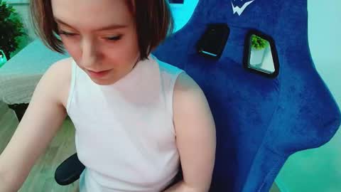 topcranberry online show from October 2025 07:01:01 PM