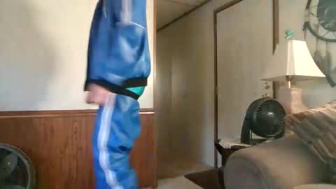 SagMeOreduceMe online show from November 2025 09:17:01 PM