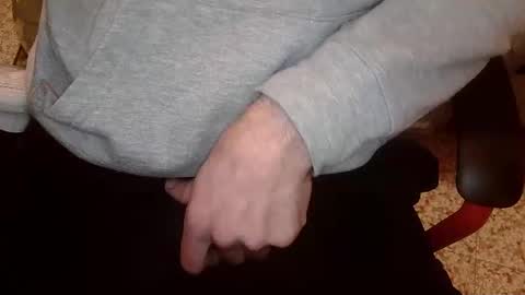 Snapshot of topg84 chatting on December 2024 06:52:01 PM Topg84 online show from December 2024 06:52:01 PM