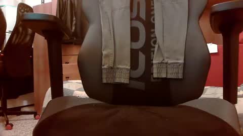 Snapshot of topg84 chatting on March 2025 06:08:02 PM Topg84 online show from March 2025 06:08:02 PM