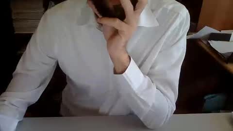 Snapshot of topg84 chatting on September 2025 09:32:02 AM Topg84 online show from September 2025 09:32:02 AM