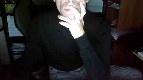 Snapshot of topg84 chatting on September 2025 06:35:01 PM Topg84 online show from September 2025 06:35:01 PM