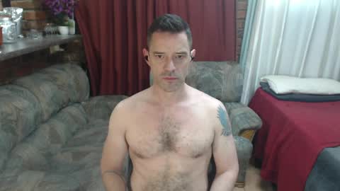 Snapshot of toptobottom4u chatting on April 2026 09:10:02 AM toptobottom4u online show from April 2026 09:10:02 AM